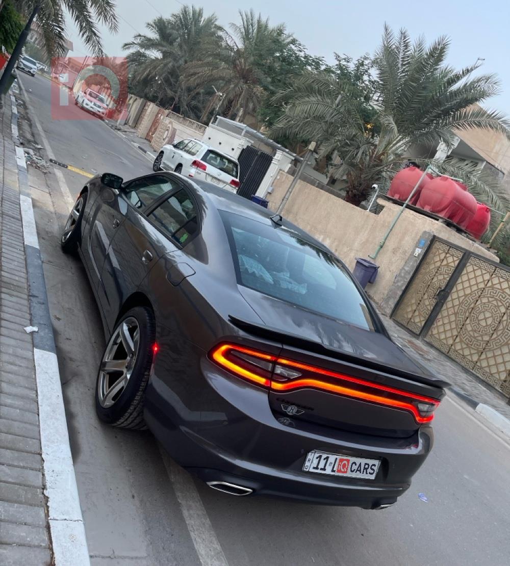 دودج تشارجر